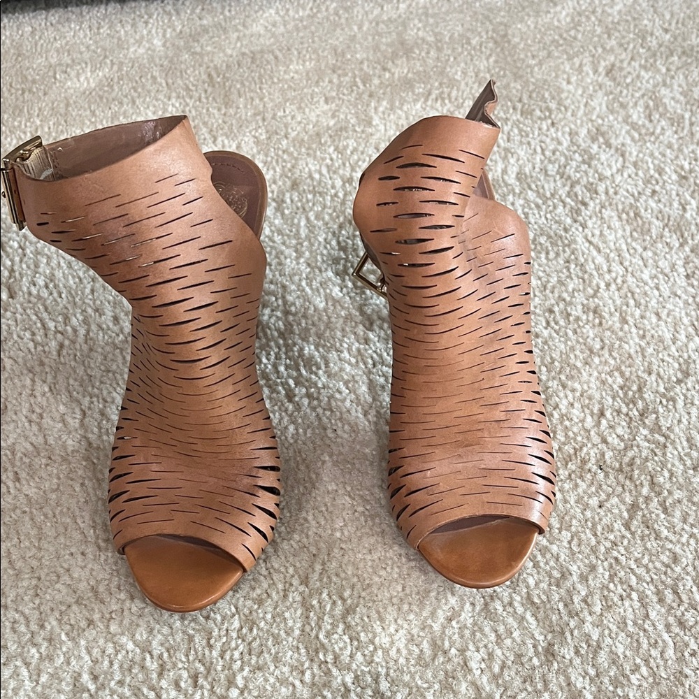 Vince Camuto Tan Cutout Peep-Toe Heels
